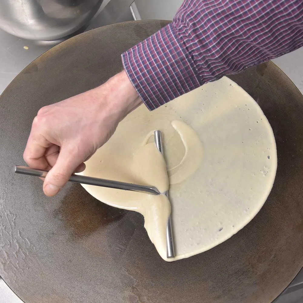 Teigverteiler Crêpes - Edelstahl 18 cm - extra leicht